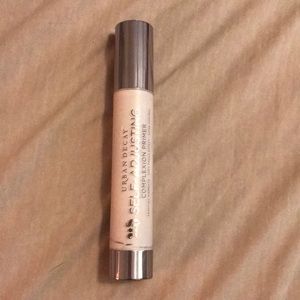Urban Decay self adjusting primer
